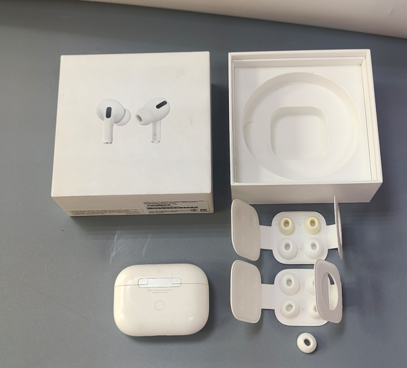Наушники Apple Airpods 1 pro