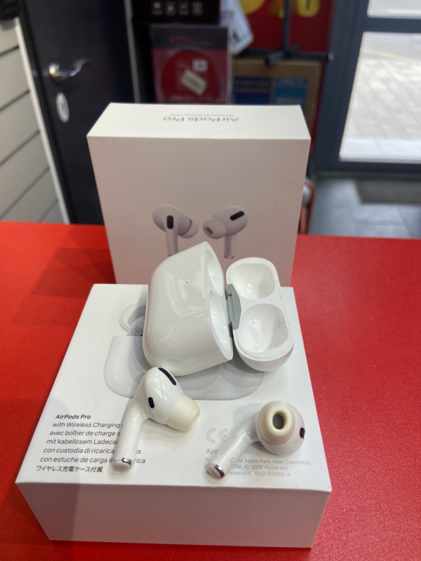 Наушники Apple AirPods Pro1
