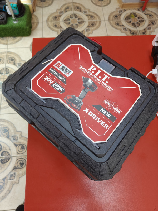 Гайковерт P.I.T. piw20h-300b\1