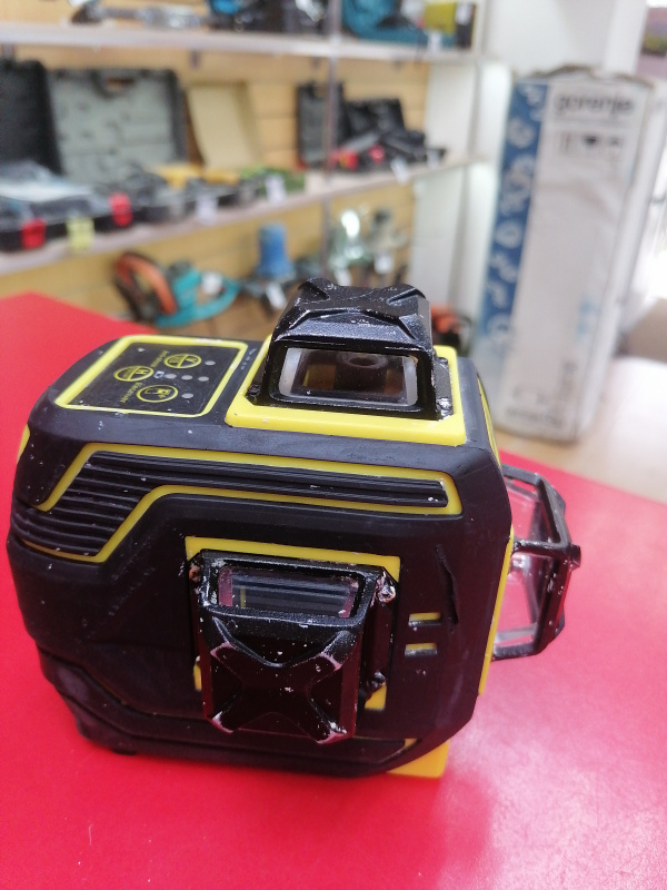 Лазерный уровень FireCore 24D0531