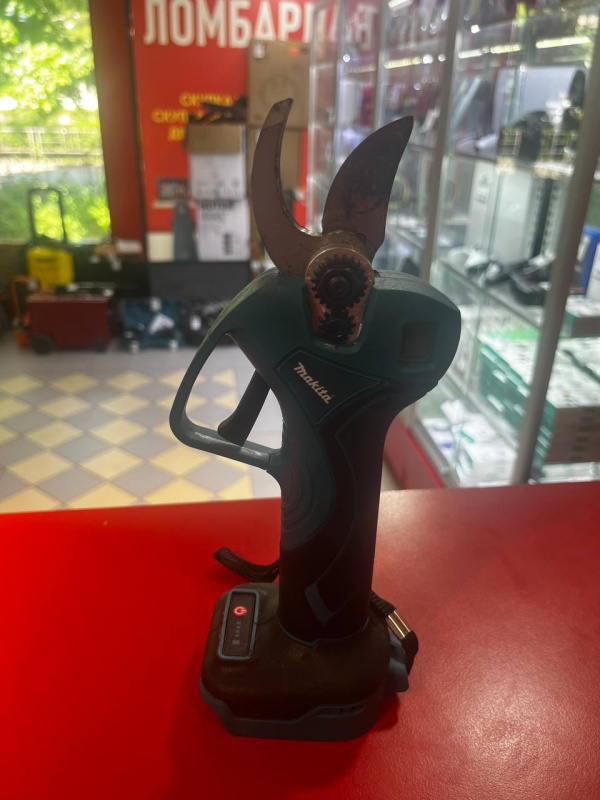 Секатор Makita Аккумуляторный Секатор Makita