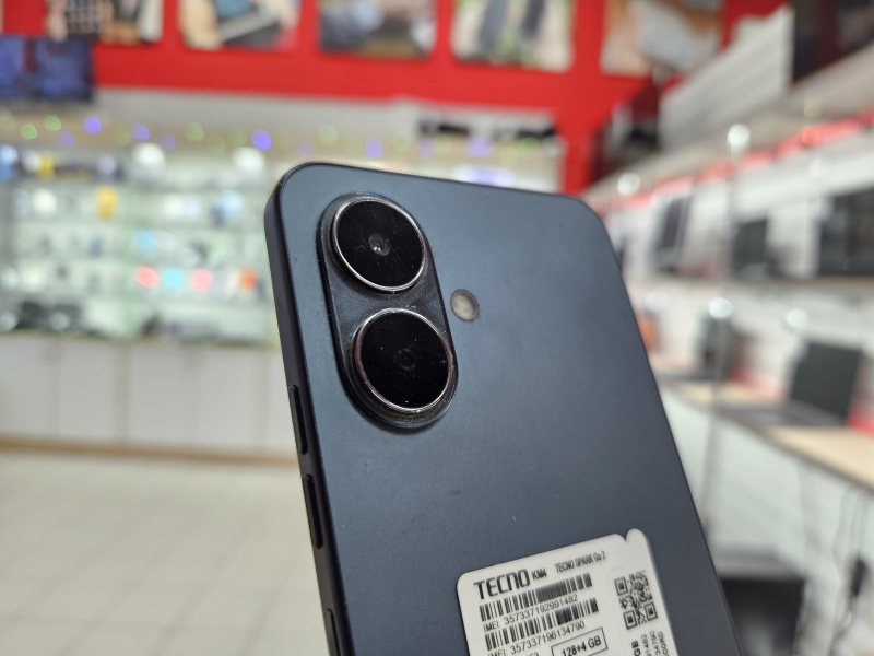 Мобильный телефон Tecno Spark Go 2