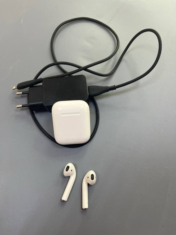 Наушники Apple Airpods 2