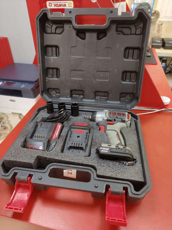 Гайковерт P.I.T. piw20h-300b\1