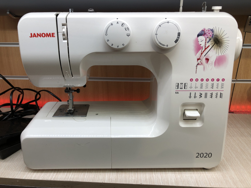 Швейная машина Janome janome 2020
