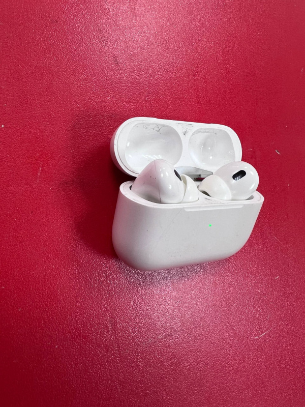 Наушники Apple AirPods Pro 2 Second Generation