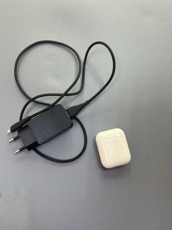 Наушники Apple Airpods 2