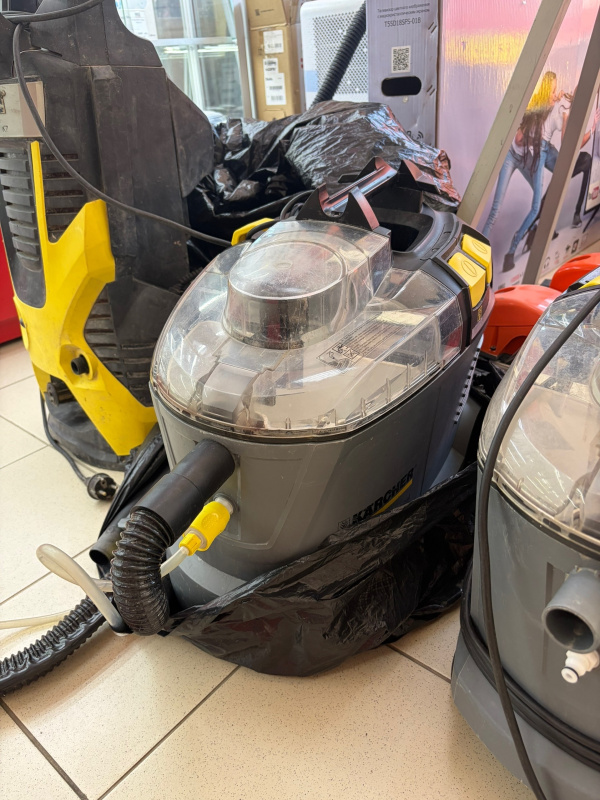 Пылесос Karcher PUZZI 8/1