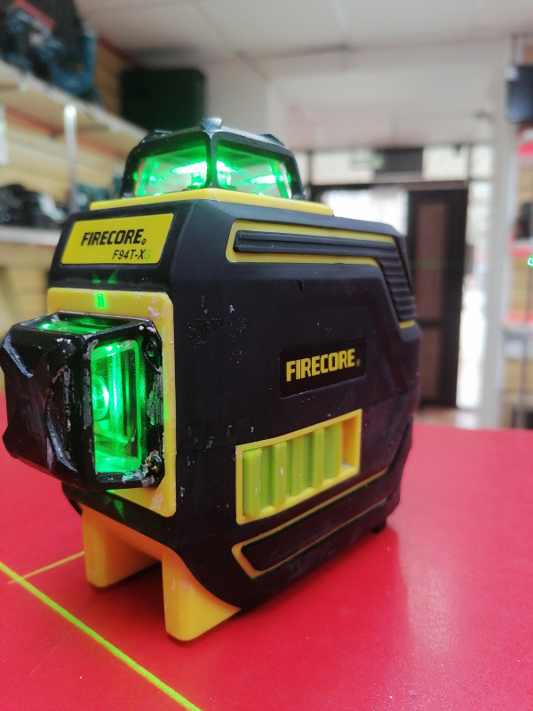 Лазерный уровень FireCore 24D0531