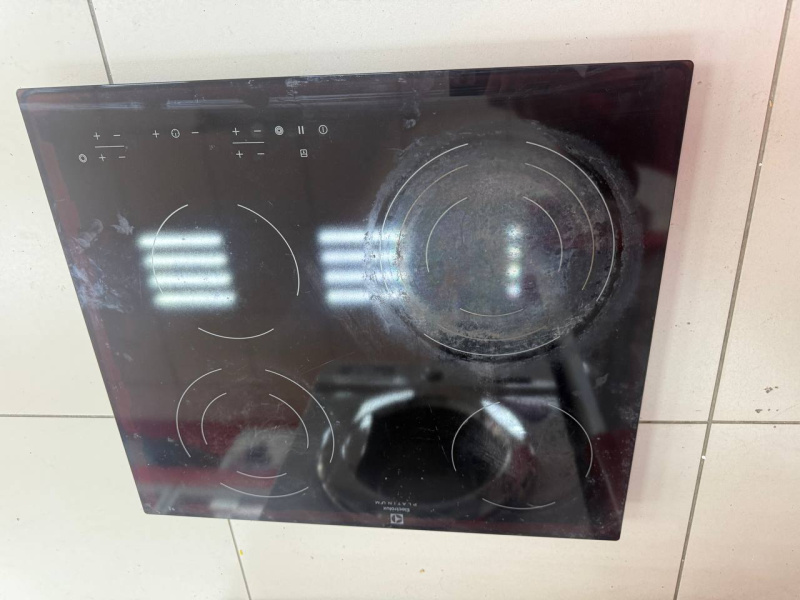 Плита Electrolux cpe6433kf